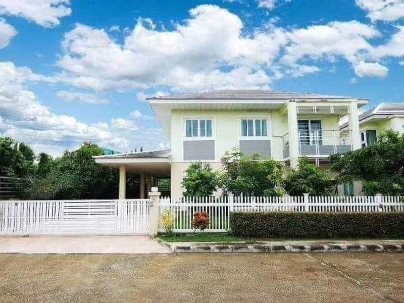 4 Bed House for Rent in Mueang Chiang Mai
