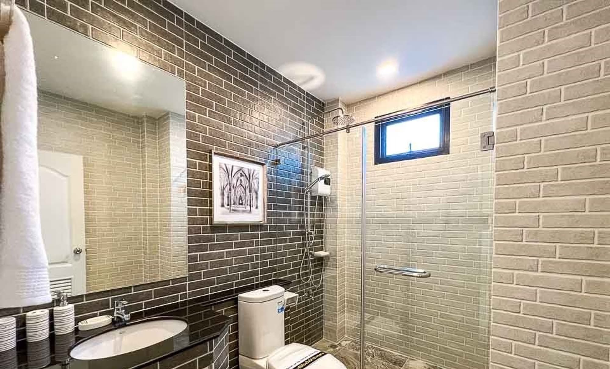 3 Bedroom House - Image 10