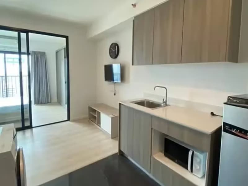 1 Bedroom Condo