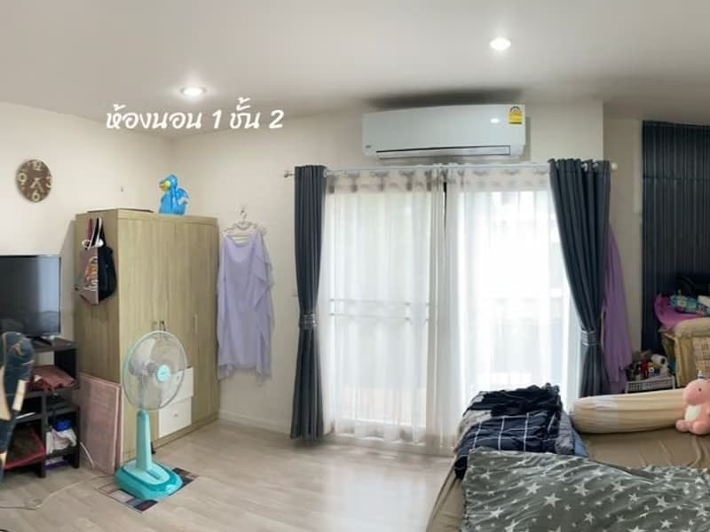 3 Bed Townhouse for Sale in Bang Kapi
