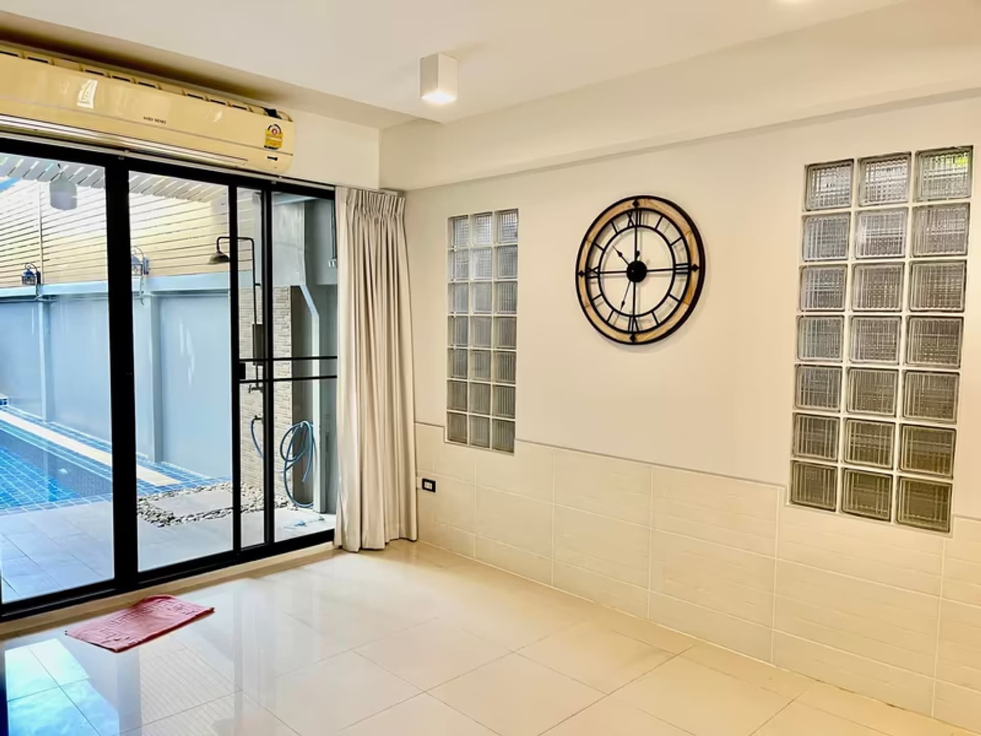 4 Bedroom House - Image 3