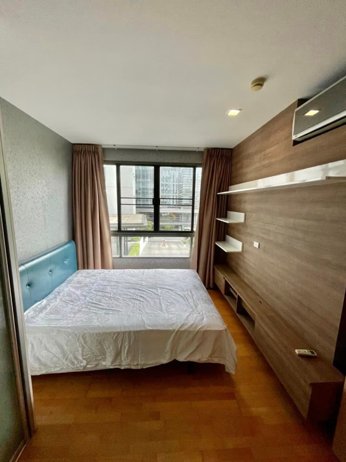 2 ห้องนอน Condo สำหรับ ขายและจำหน่าย ใกล้ Ekkamai BTS - Image 4