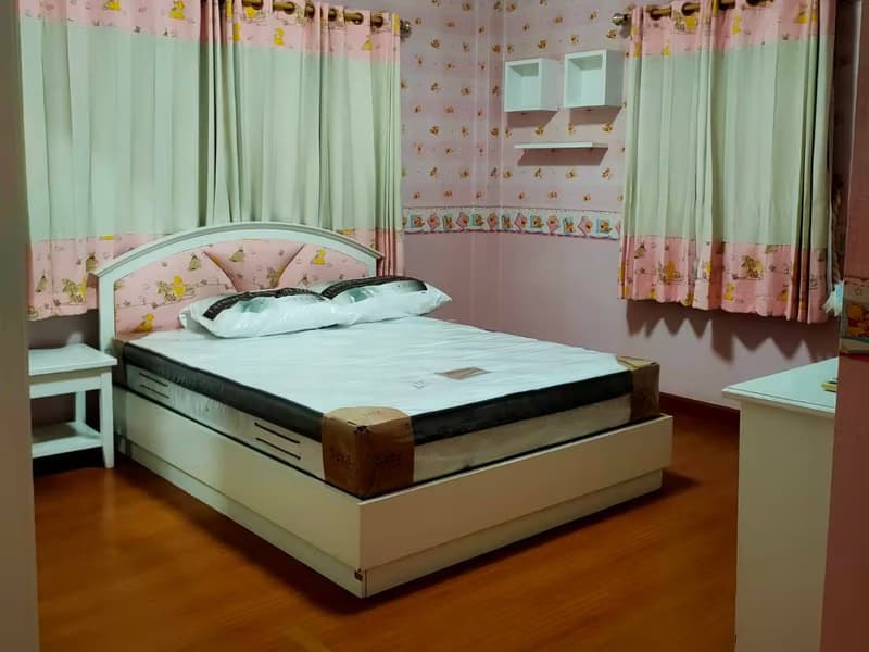 4 Bed House for Rent in Saraphi