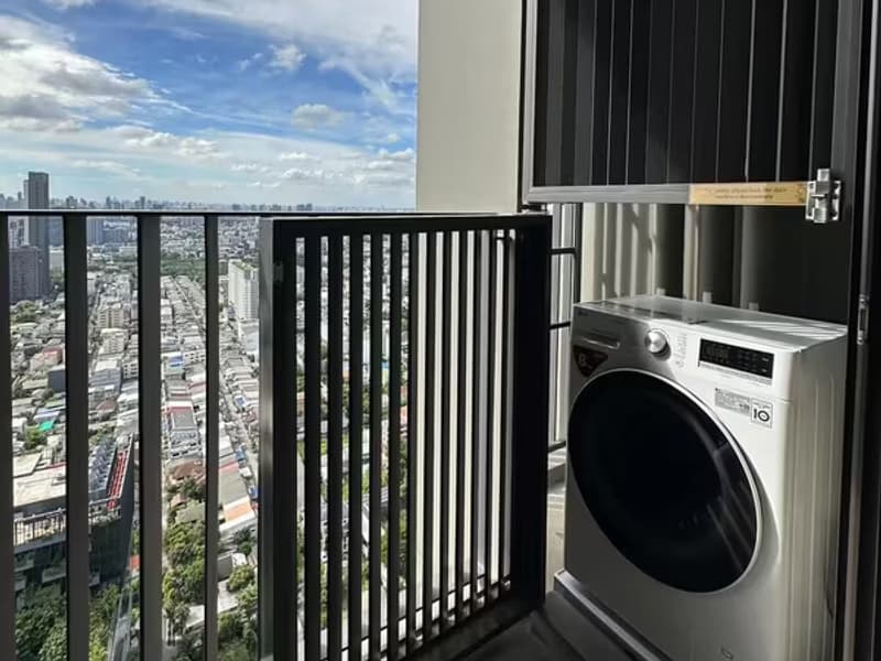  Whizdom Essence Sukhumvit 101 - 1 Bed Condo for Sale, Rented *WHIZ5525