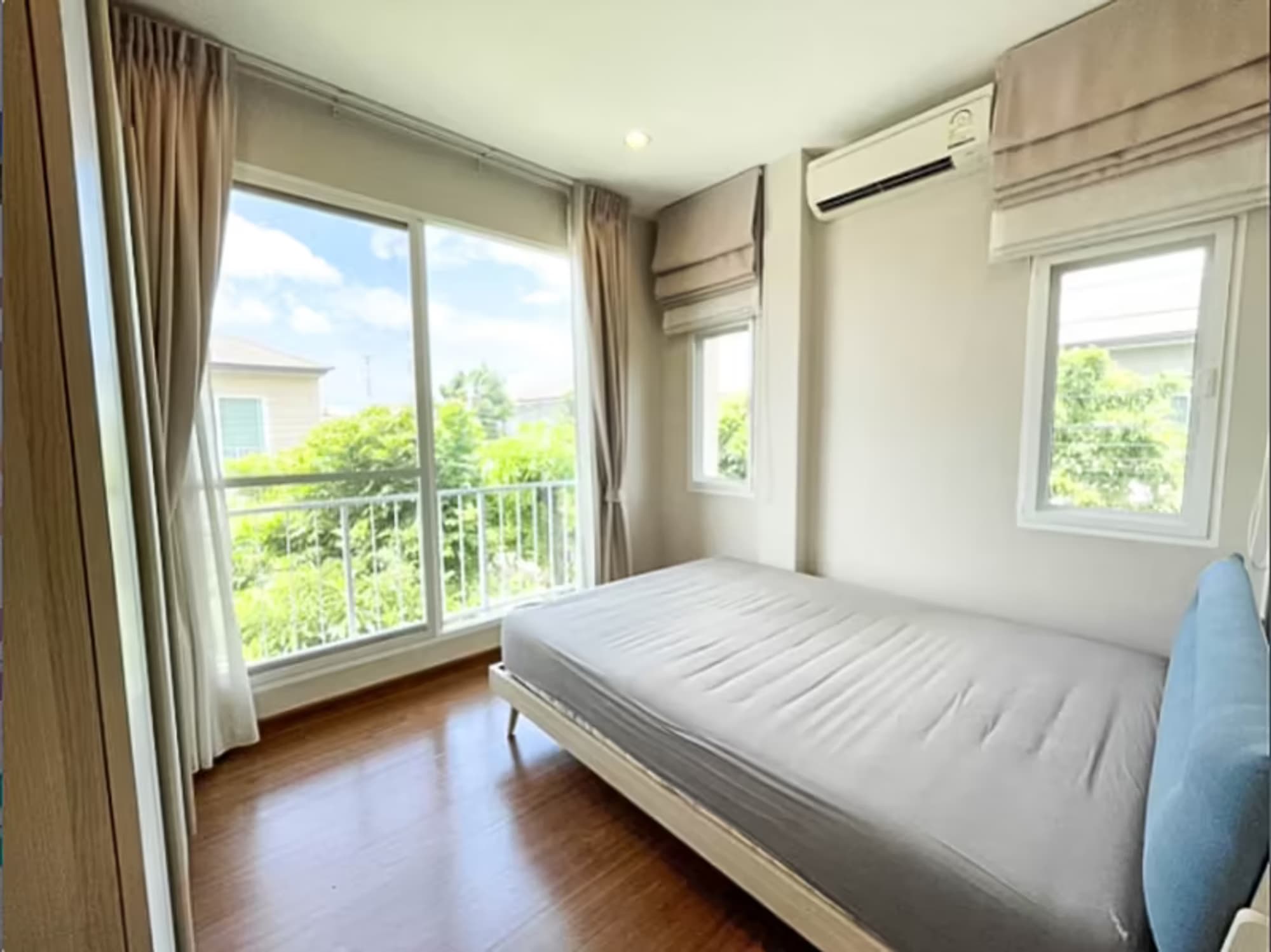 3 Bedroom House for Rent - Image 19