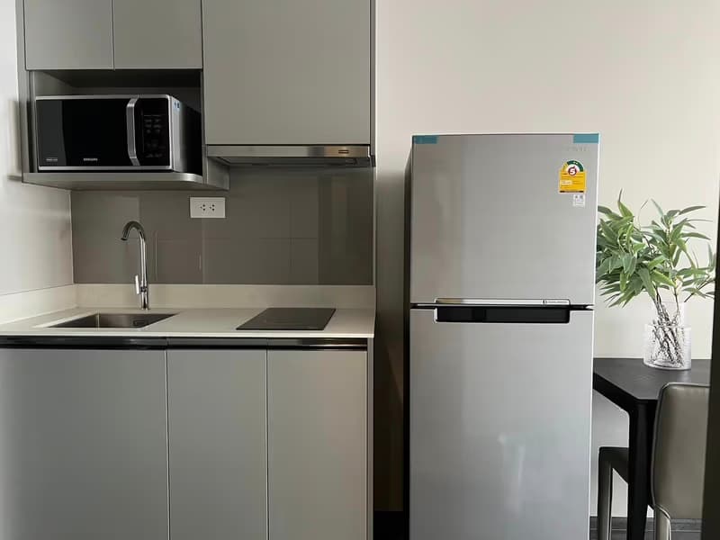 Studio Condo for Rent in Ratchathewi