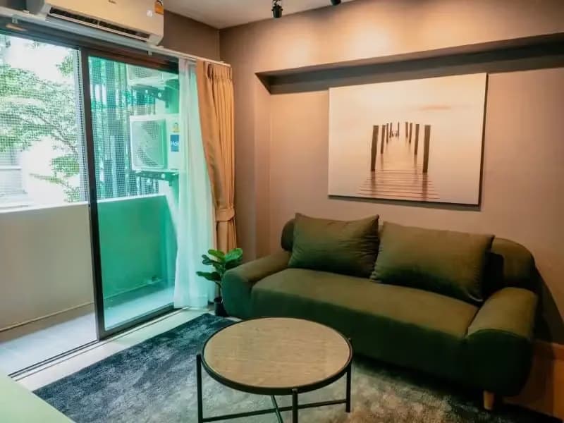 1 Bedroom Condo