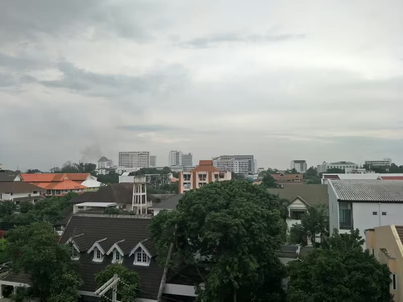 1 Bedroom Condo
