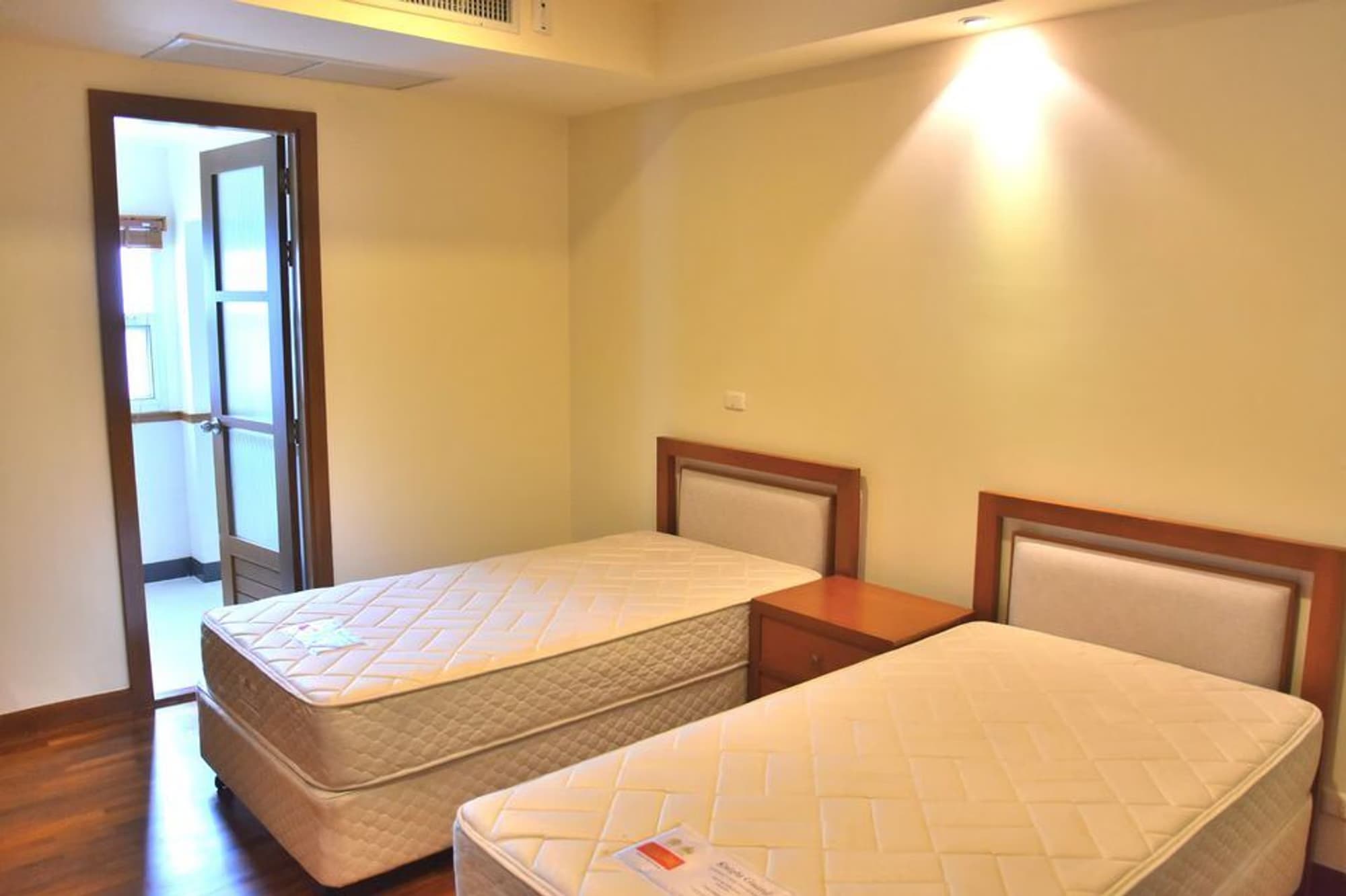 3 Bed Condo for Rent in Sathon - Image 18
