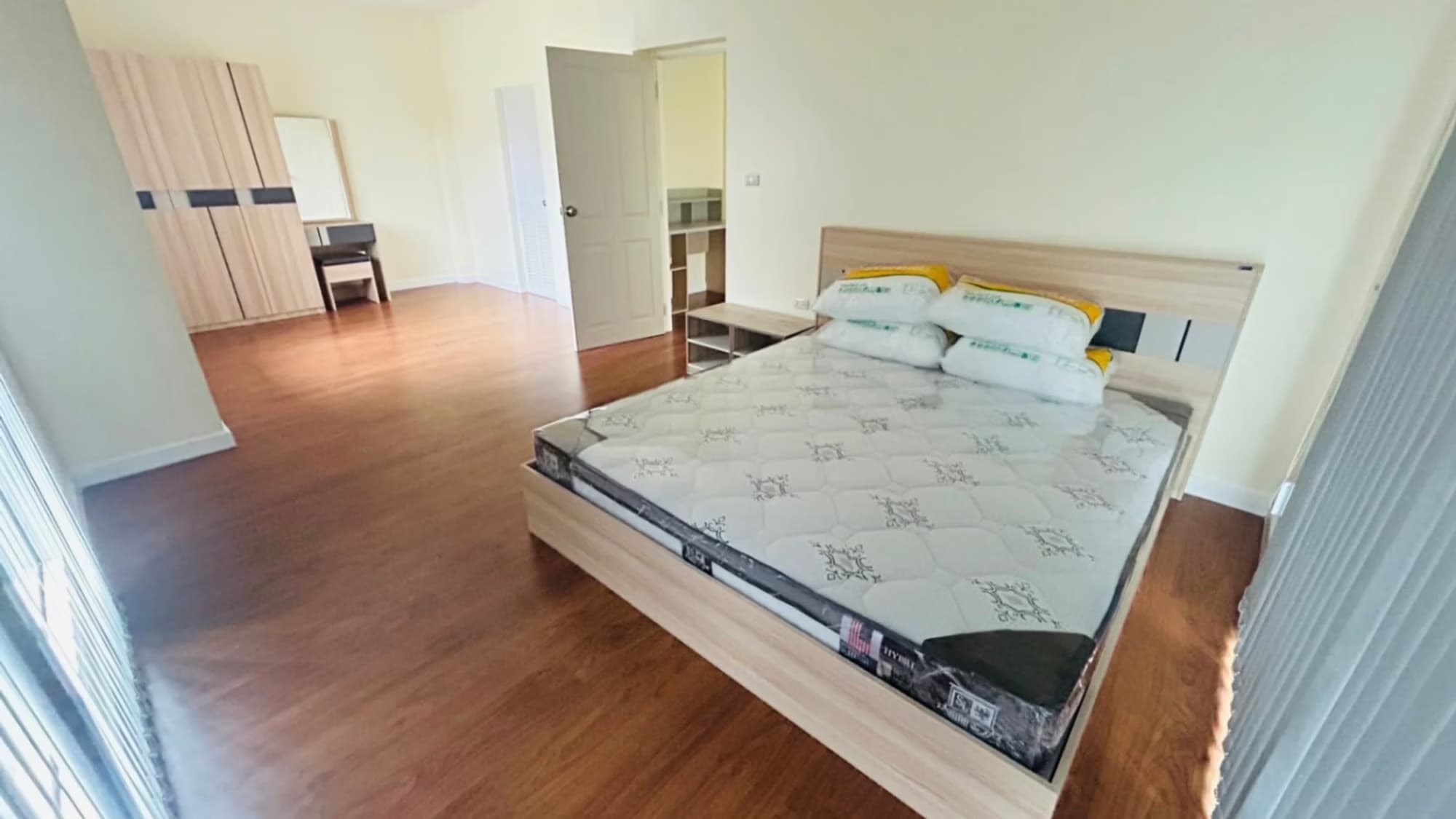 3 Bed House for Rent in Mueang Chiang Mai - Image 8