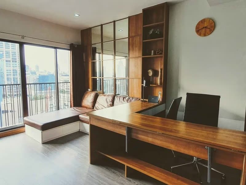 1 Bedroom Condo for Rent at Noble Refine