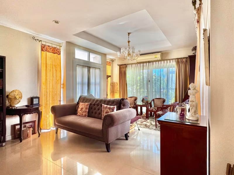 4 Bed House for Sale in Saraphi