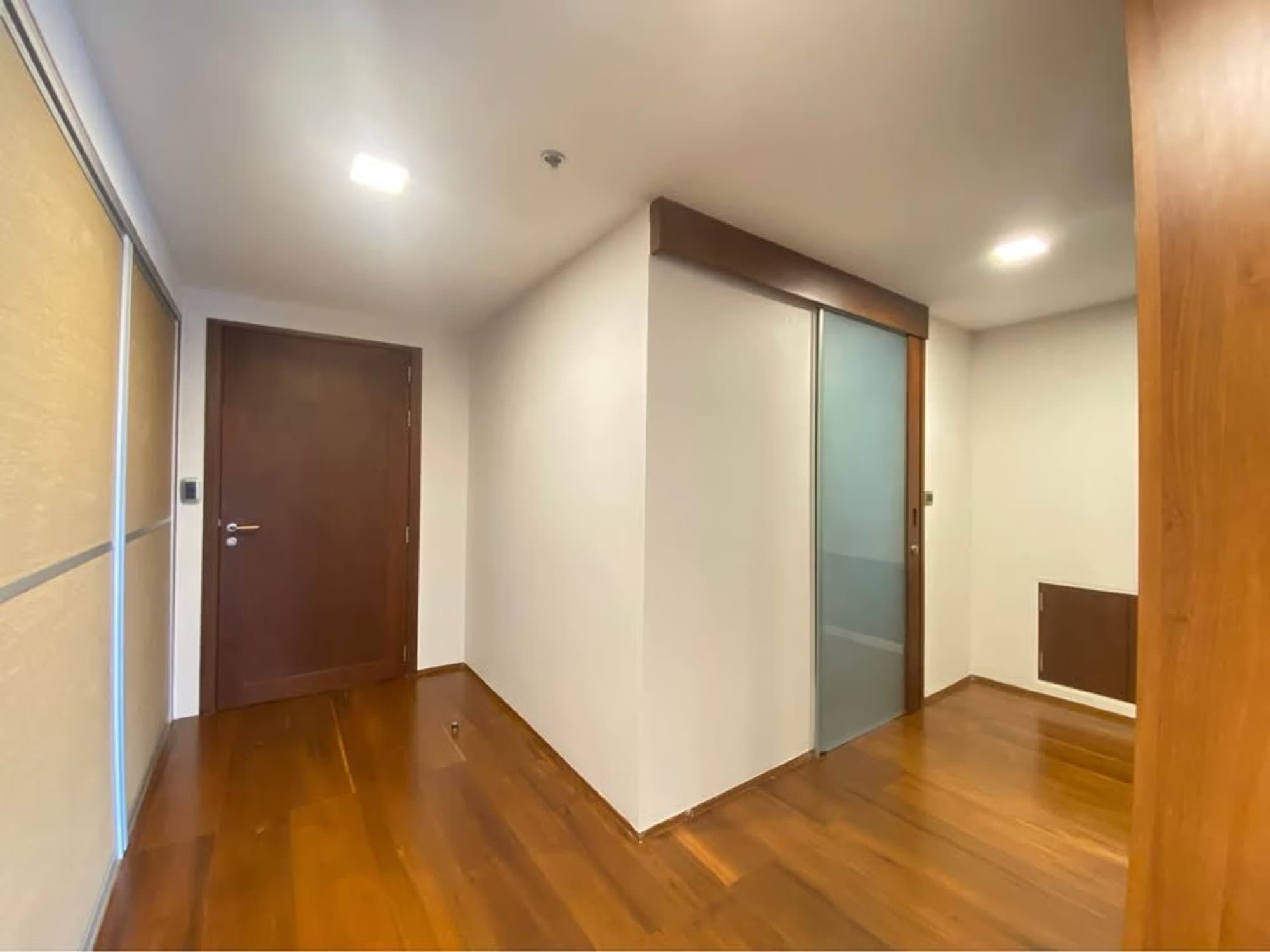 3 Bed Condo for Rent and Sale in Watthana - Image 10