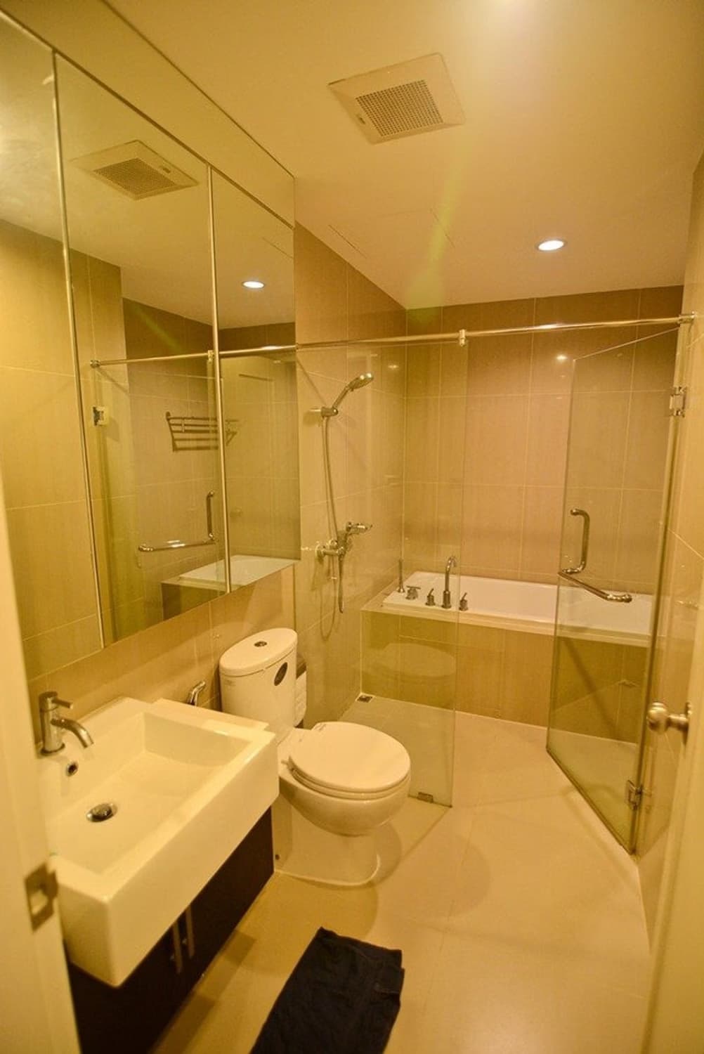  Villa Asoke Condominium - 1 Bed Condo for Sale *VILLA9408 - Image 9