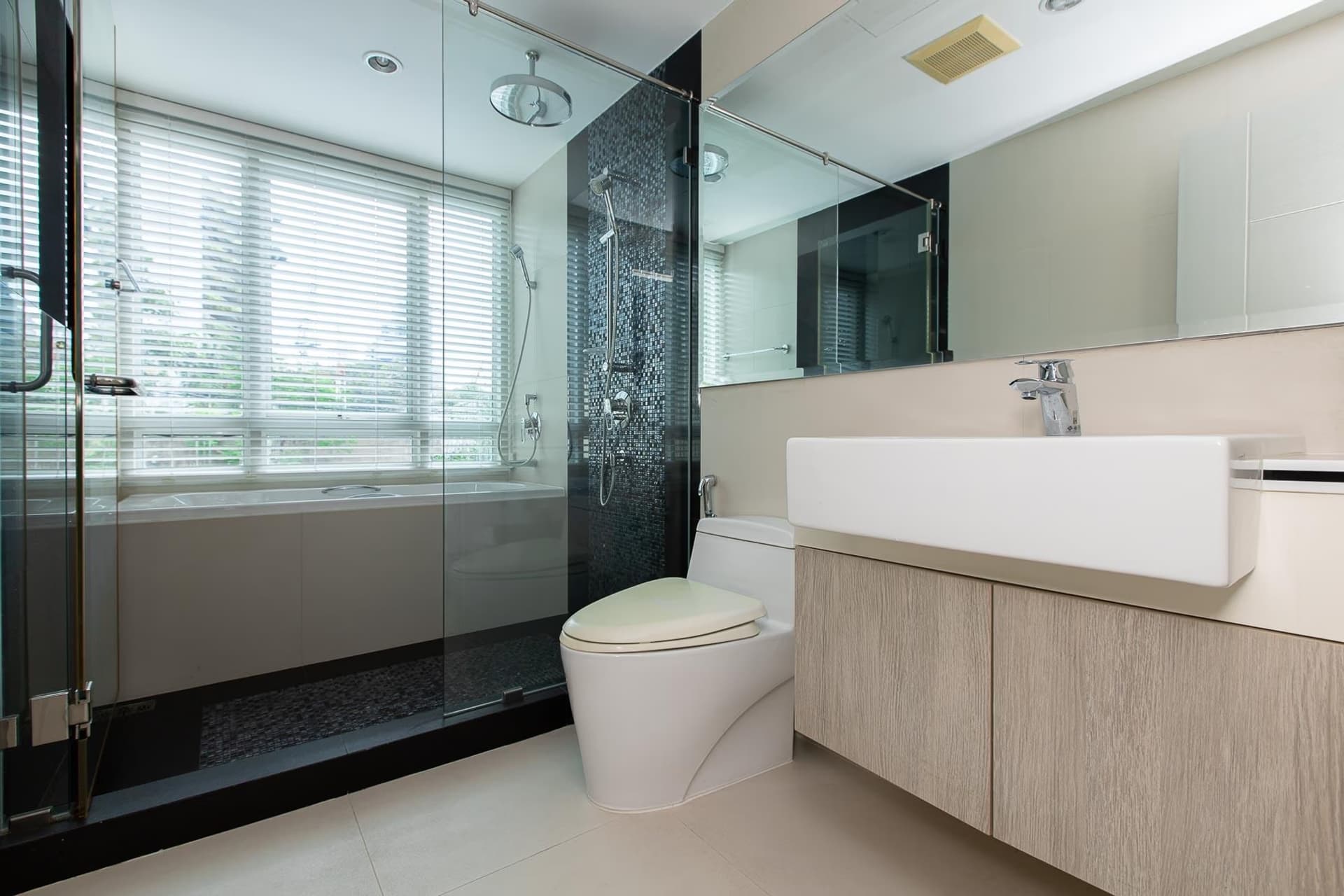 Condo for Rent, Sale at The Crest Sukhumvit 24 - Image 5