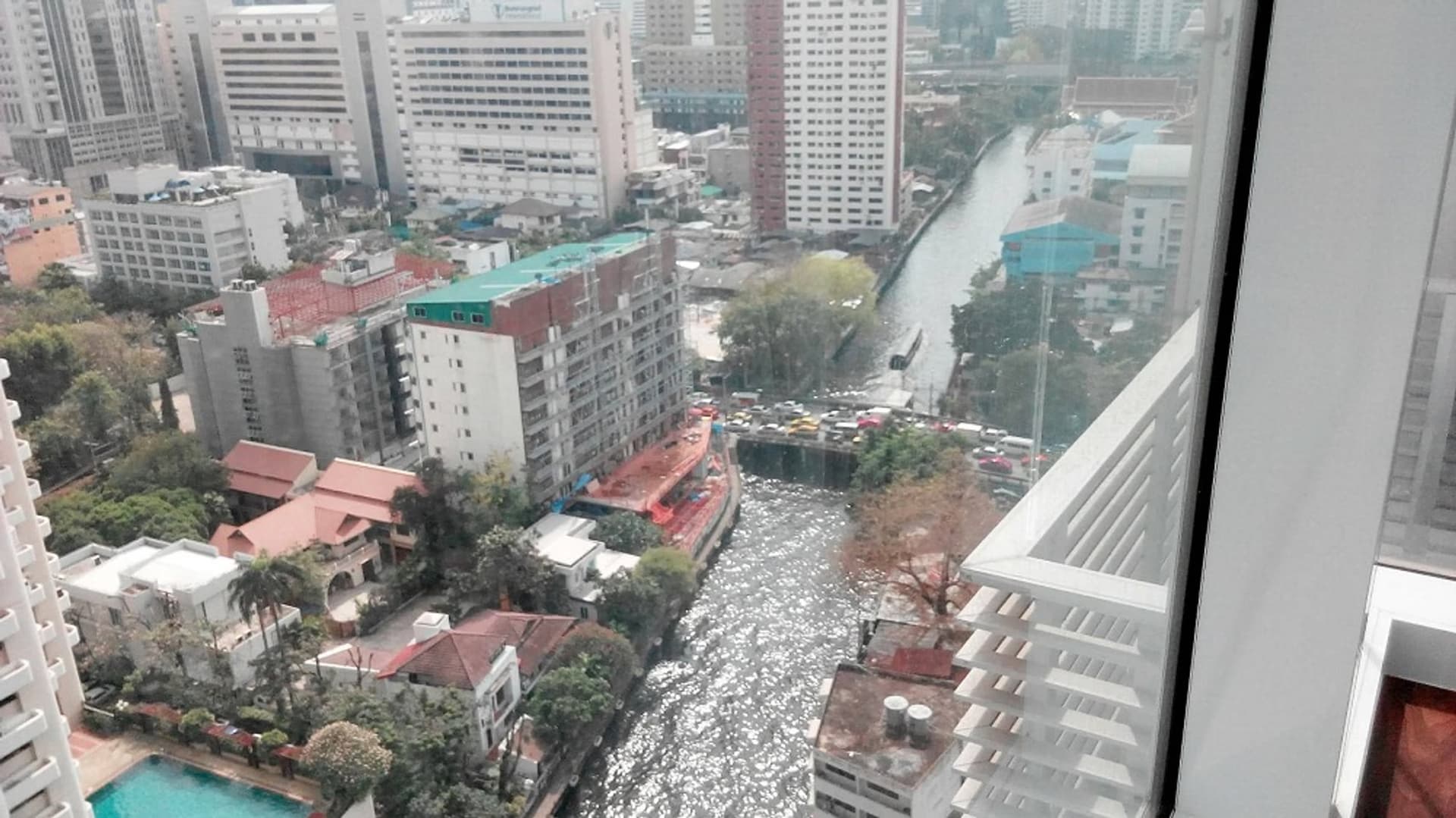 1 Bed Condo for Sale  Near Makkasan ARL - Image 7