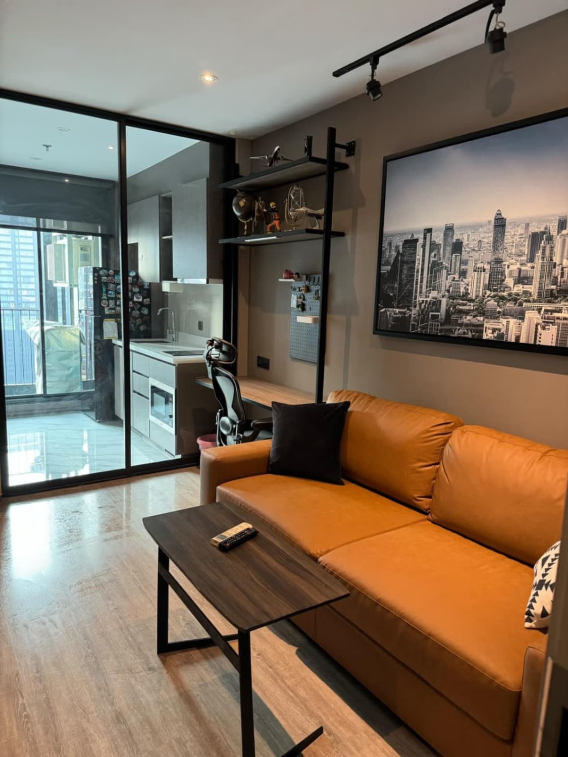 1 Bed Condo for Rent and Sale in Watthana - Image 2