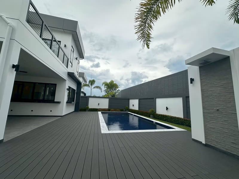 4 Bed House for Sale in Hang Dong District