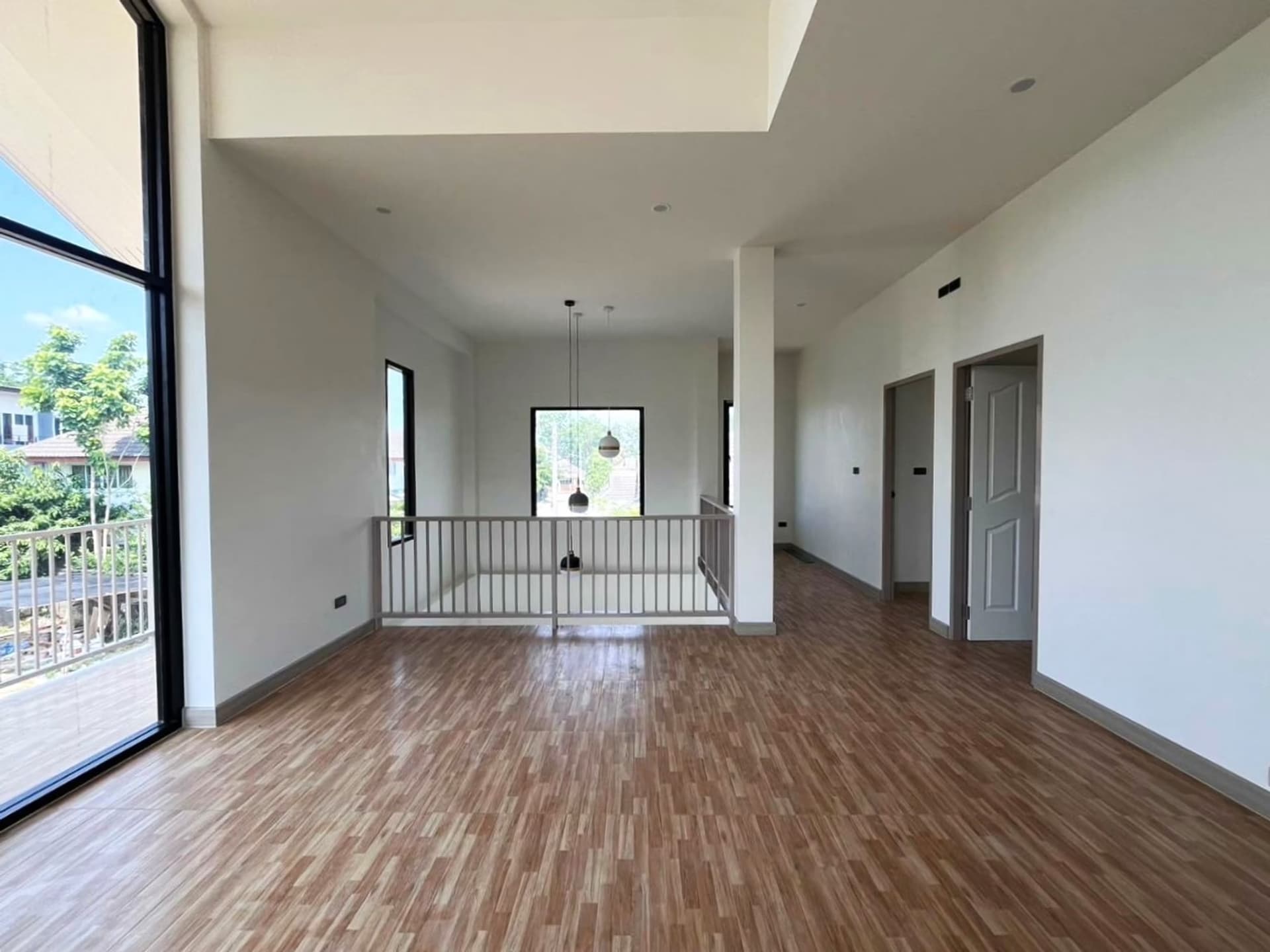 3 Bed House for Rent and Sale in Hang Dong District - Image 6