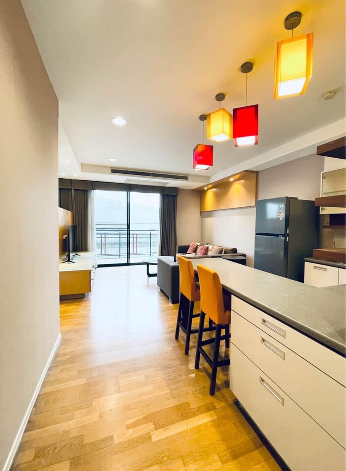 2 ห้องนอน Condo สำหรับ จำหน่าย ใกล้ Thailand Cultural Centre MRT - Image 4