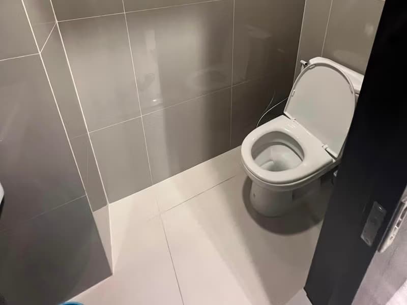 1 Bed Condo for Rent  Near Huai Khwang MRT