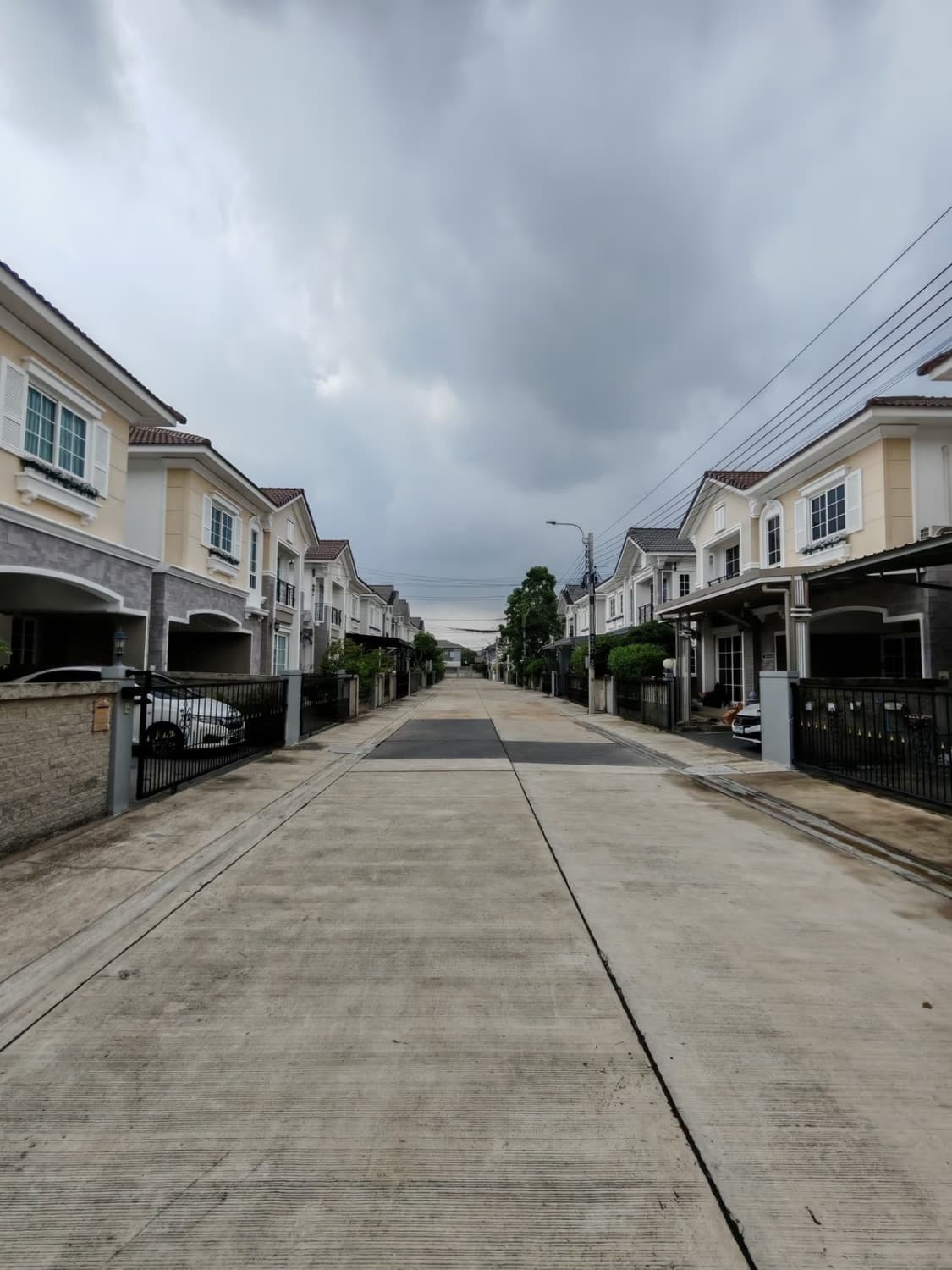 4 Bed House for Sale in Prawet - Image 8