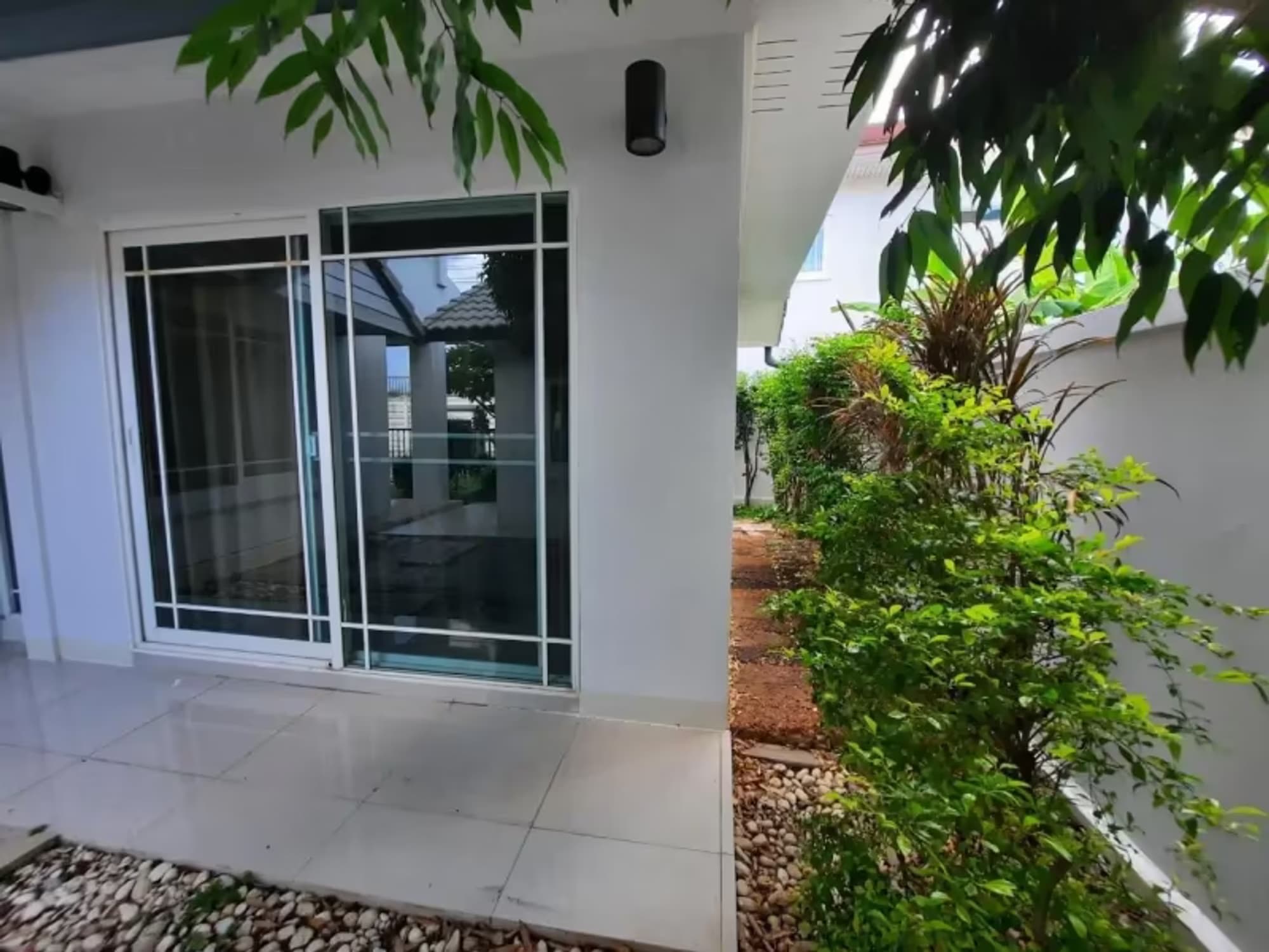 4 Bedroom House - Image 27