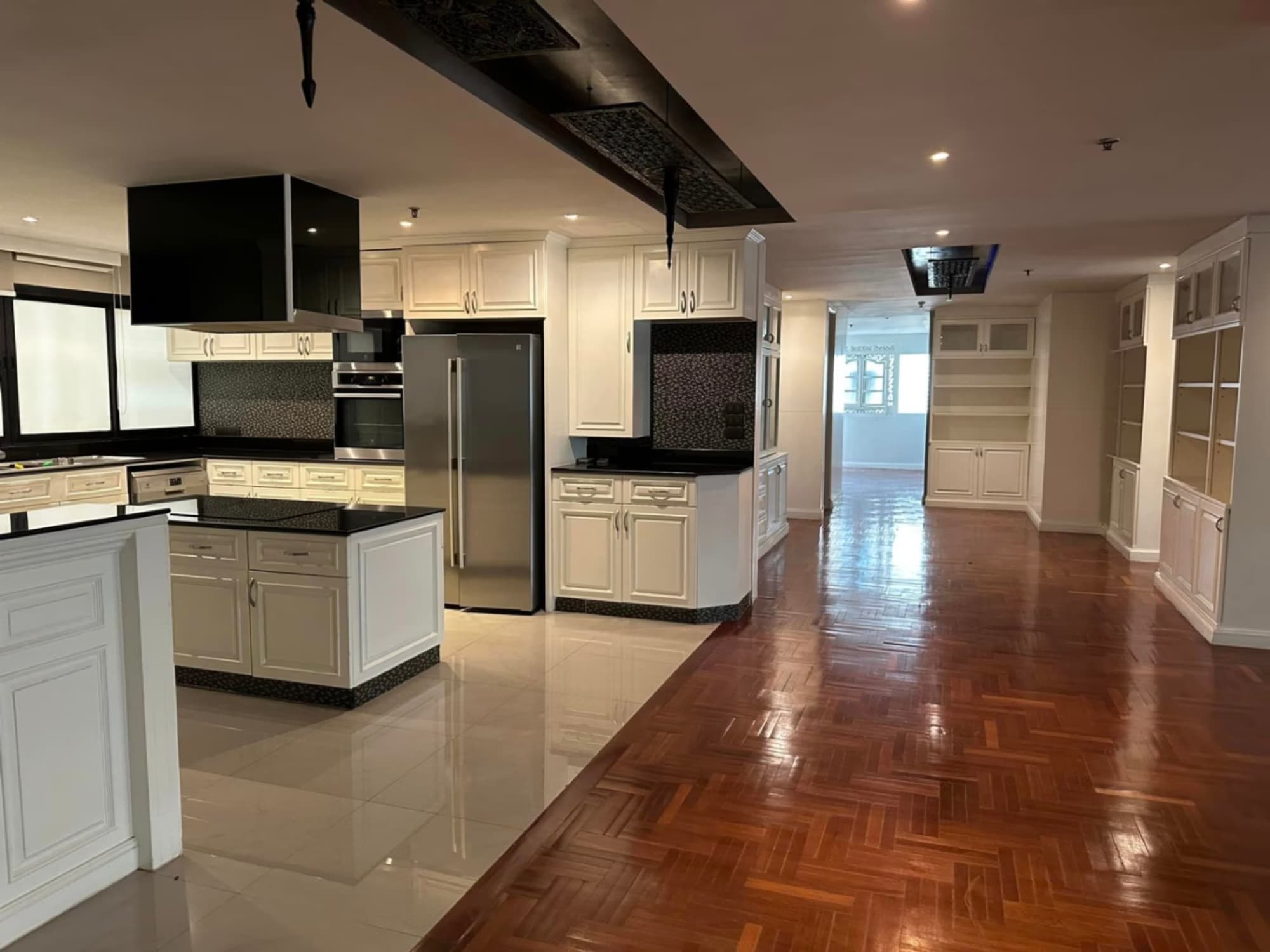 4 卧室 公寓 用于 出售 在 Khlong San - Image 5