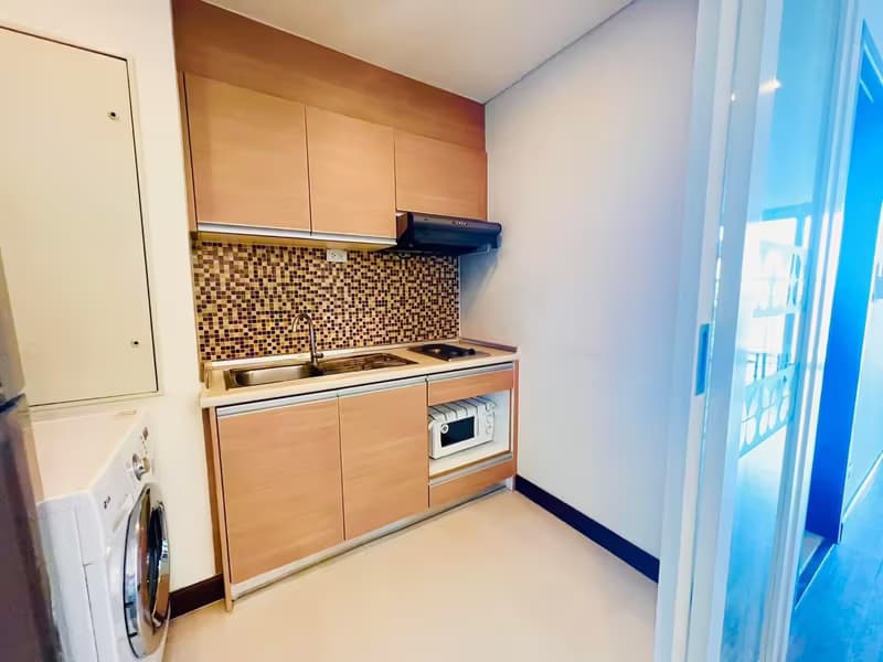 Le Luk Condominium