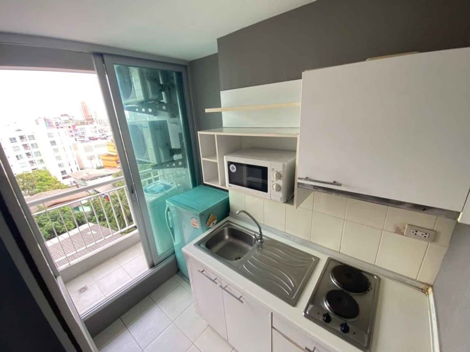 Condo for Sale at Life@Ratchada-Huai Khwang - Image 11