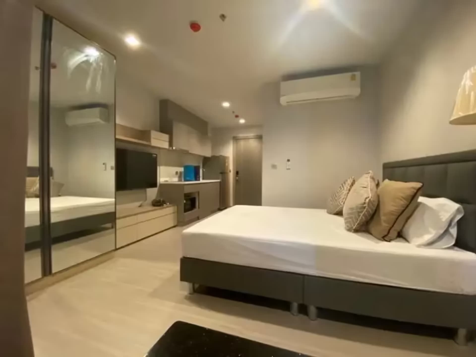 1 Bedroom Condo - Image 5