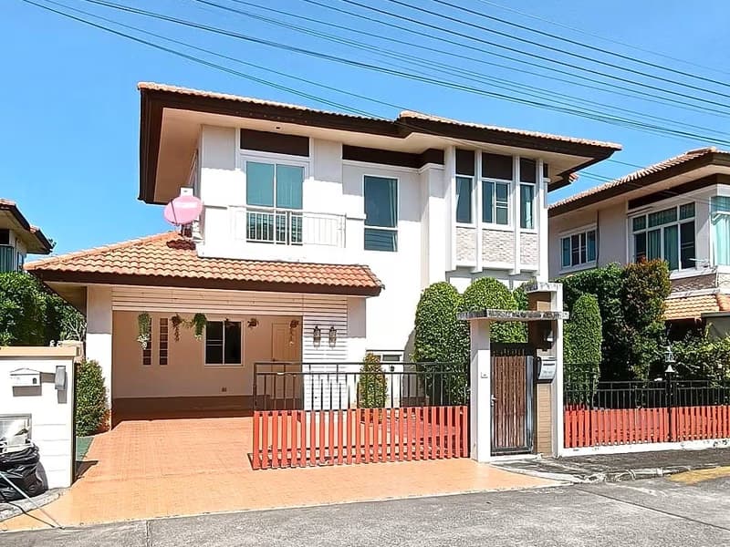 3 Bed House for Rent in Saraphi