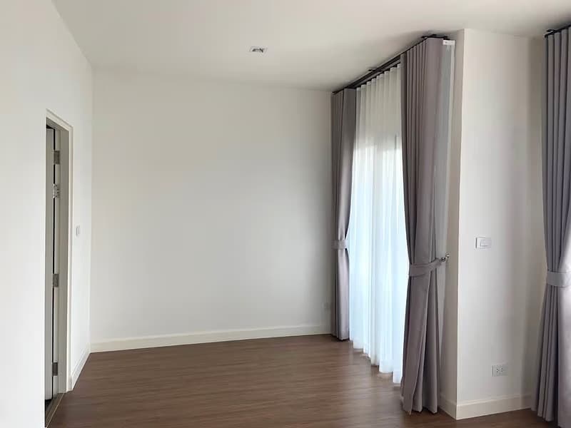 4 Bed House for Rent in Mueang Chiang Mai