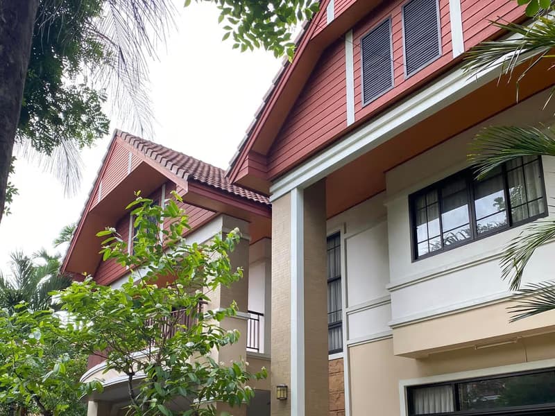 4 Bed House for Sale in Saraphi
