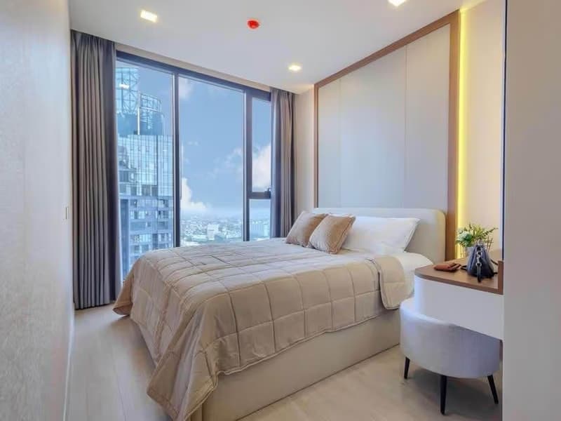 3 Bed Condo for Rent in Huai Khwang
