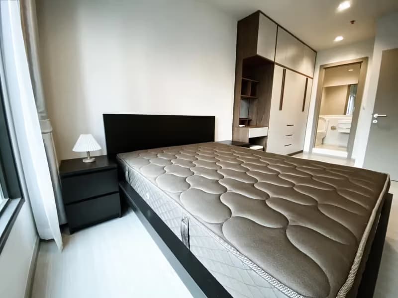  Life Asoke - Rama 9
