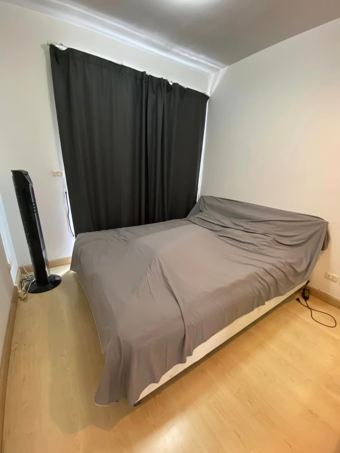 1 Bed Condo for Rent in Khlong San - Image 2