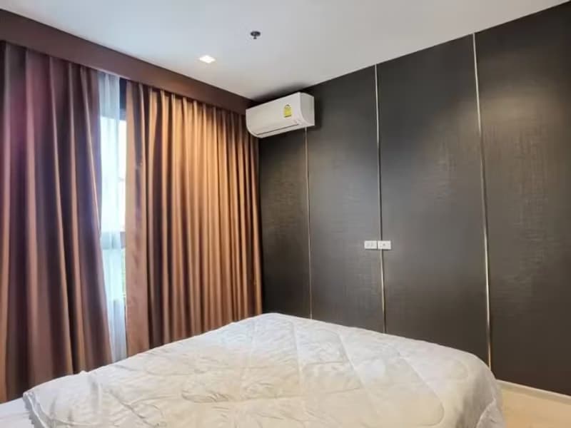 1 Bedroom Condo