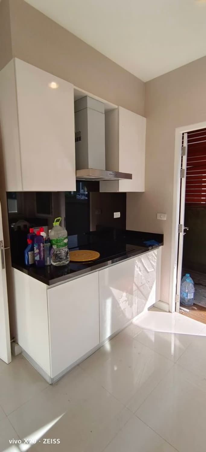 3 Bed House for Rent and Sale in Bang Phli - Image 16
