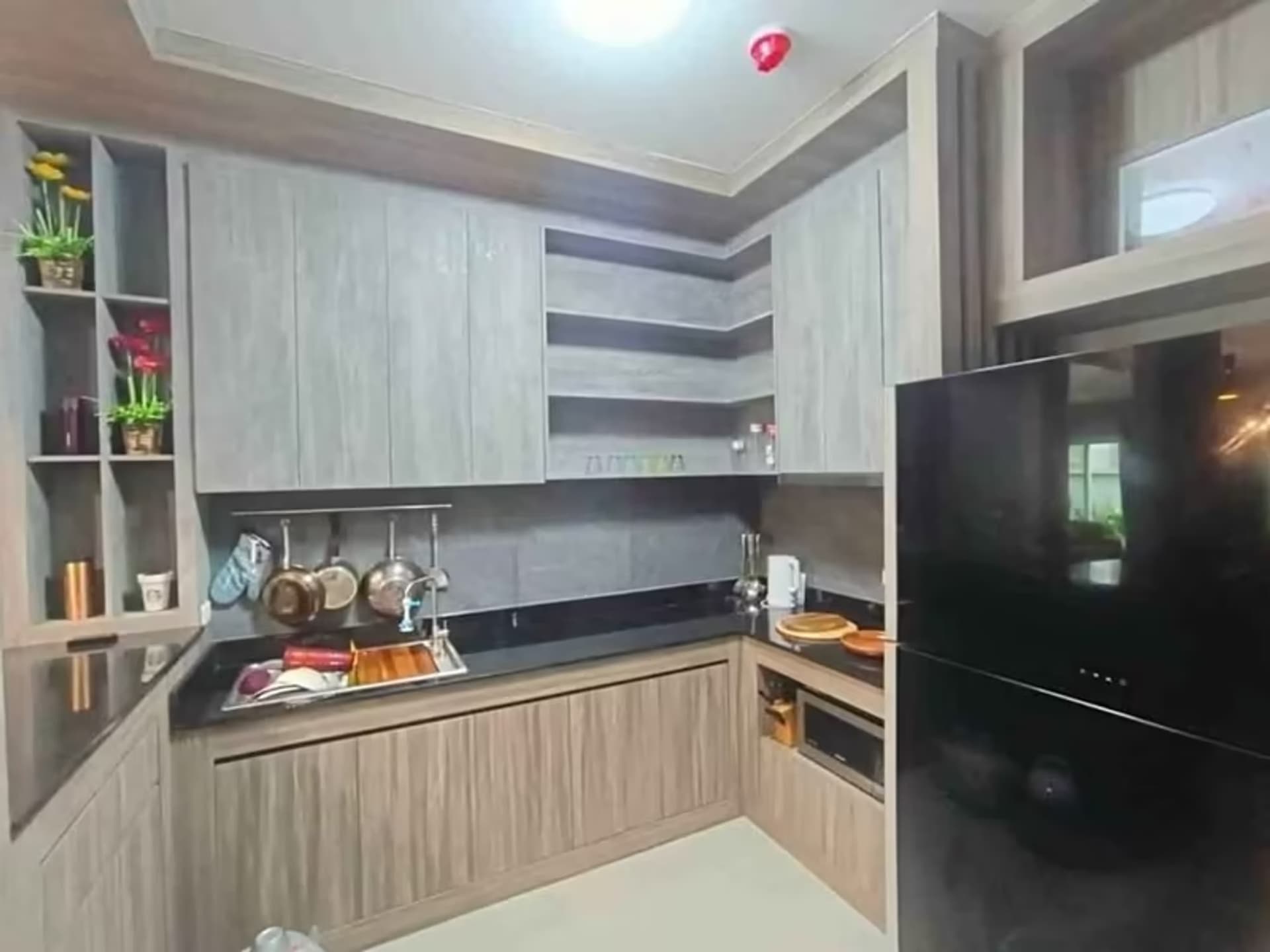 3 Bedroom House - Image 10