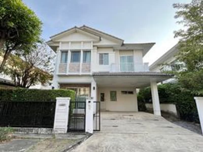 3 Bed House for Rent in Prawet