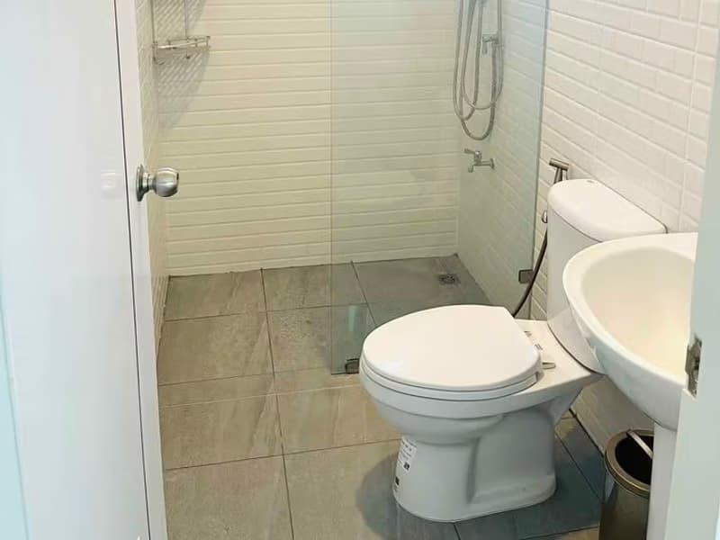 3 Bed House for Rent and Sale in Hang Dong District