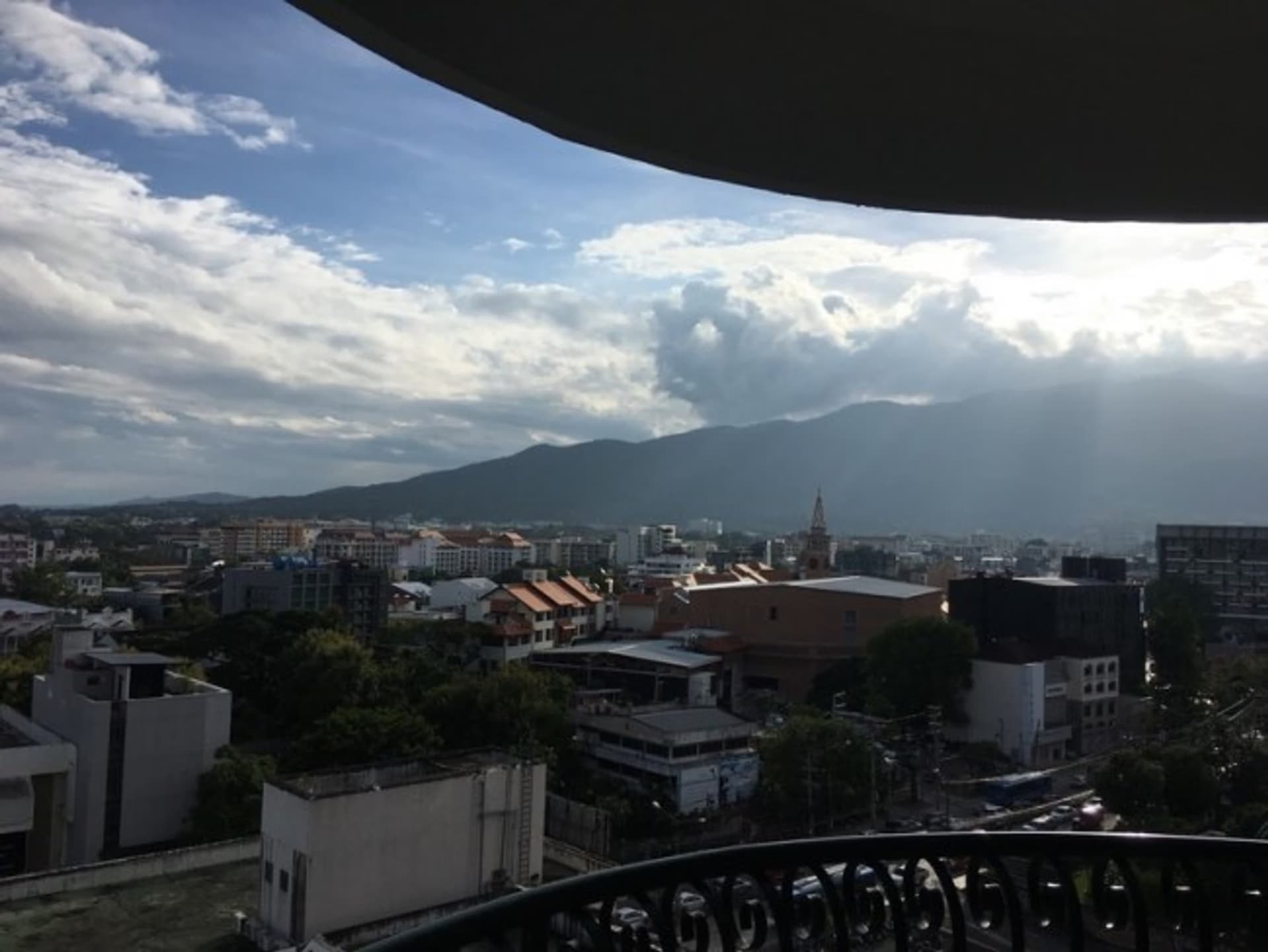 1 Bed Condo for Rent and Sale in Mueang Chiang Mai - Image 4