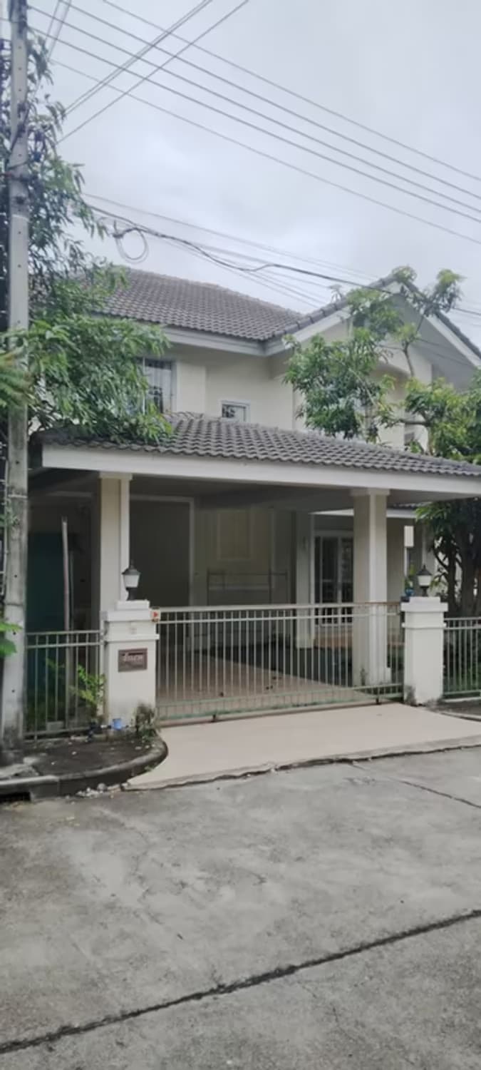 3 Bedroom House - Image 1