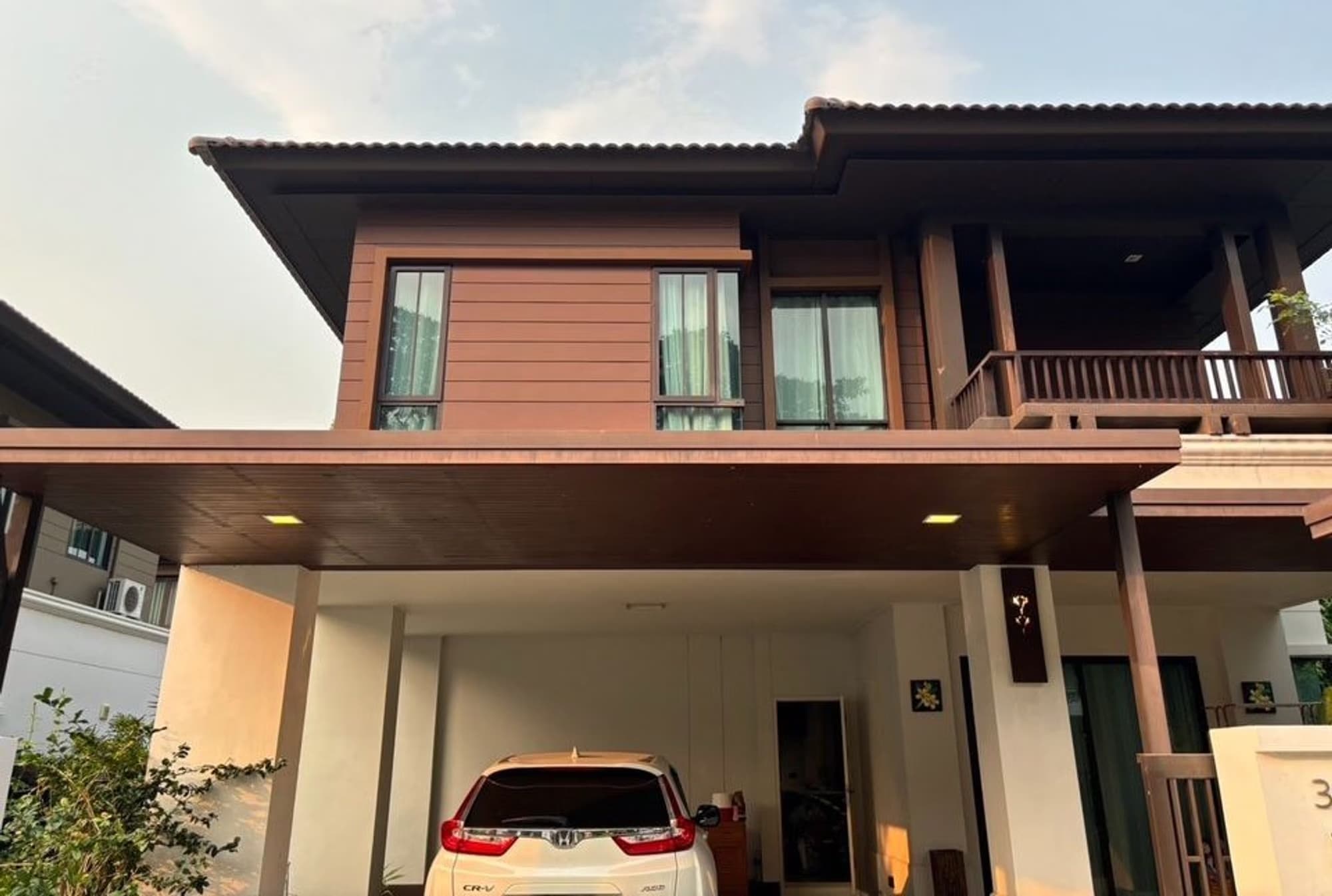3 Bed House for Rent and Sale in San Sai - Image 1