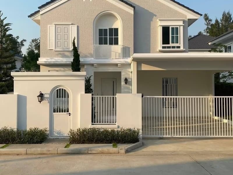3 Bed House for Rent in Bang Phli
