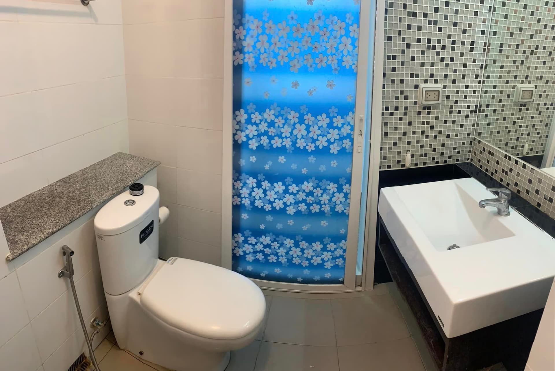 Condo for Rent at Bliz Condo Rama IX - Image 7