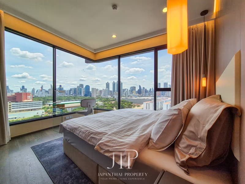2 Bed Condo for Rent in Khlong Toei