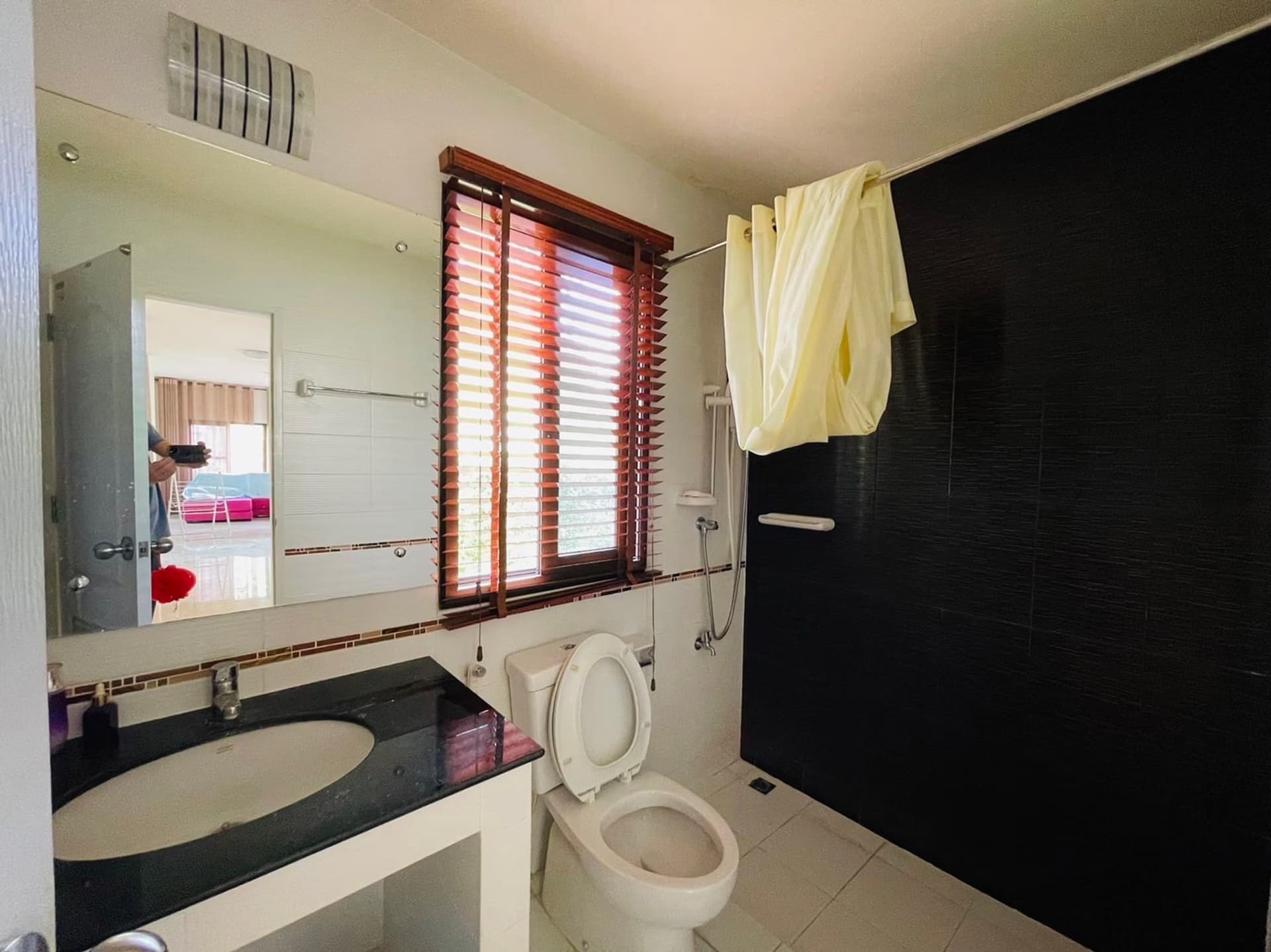 4 Bedroom House for Rent/Sale near Kad Farang - Image 10