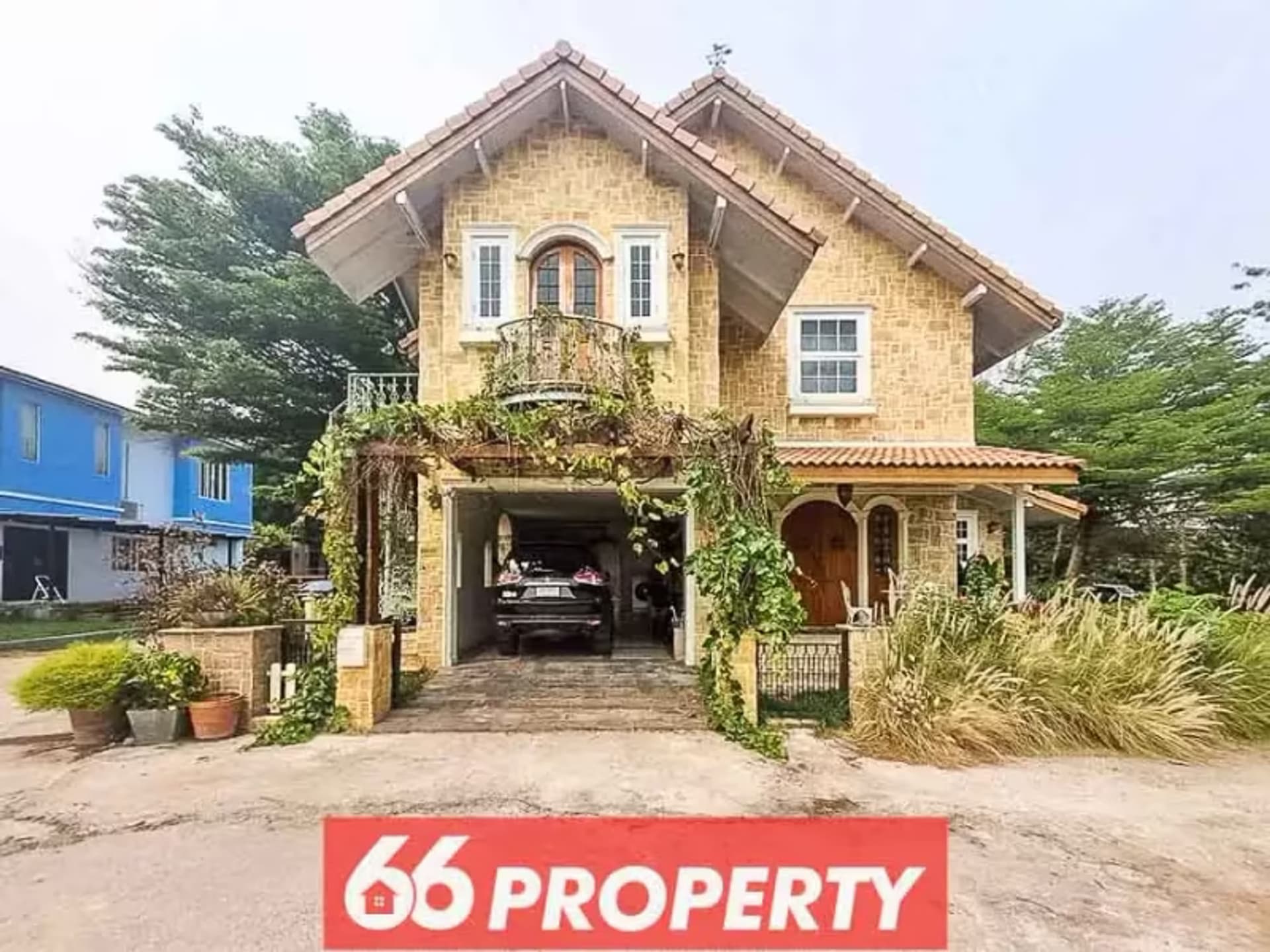 3 Bedroom House - Image 4